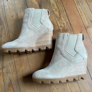 Sorel Ladies Joan Uptown bootie.  Size 6.5 in Sand Suede. Worn once.